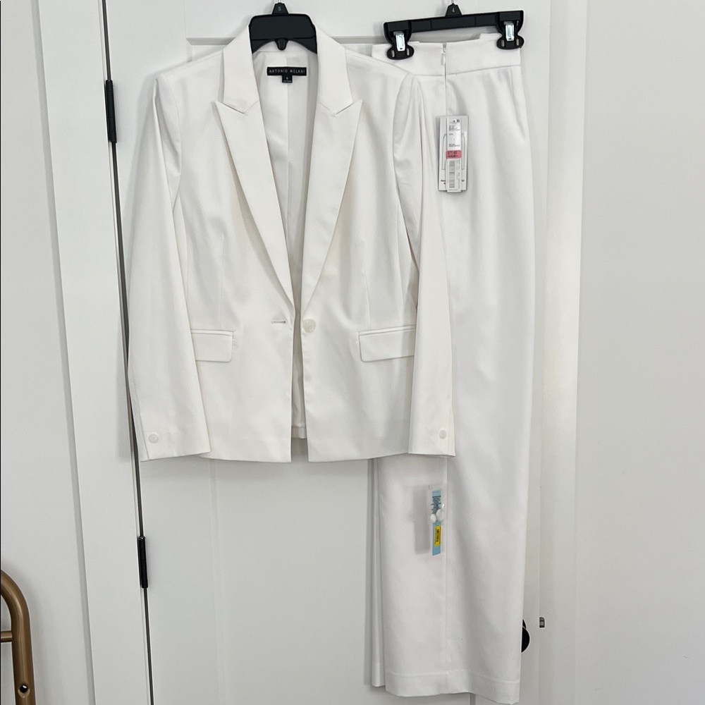 ANTONIO MELANI Classic White Pantsuit